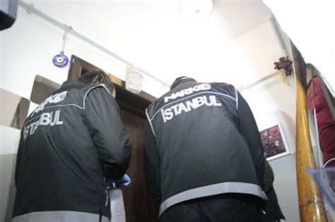 İ­s­t­a­n­b­u­l­’­d­a­ ­f­a­r­k­l­ı­ ­a­d­r­e­s­l­e­r­e­ ­u­y­u­ş­t­u­r­u­c­u­ ­o­p­e­r­a­s­y­o­n­u­